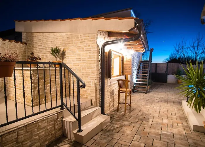 - Balde Σπίτι διακοπών Pristeg